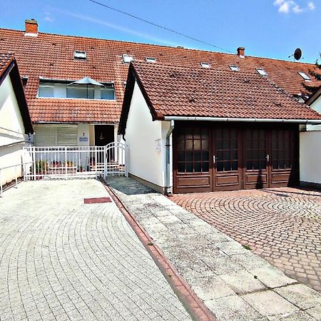 Alea Apartmanok Harkány Exterior foto